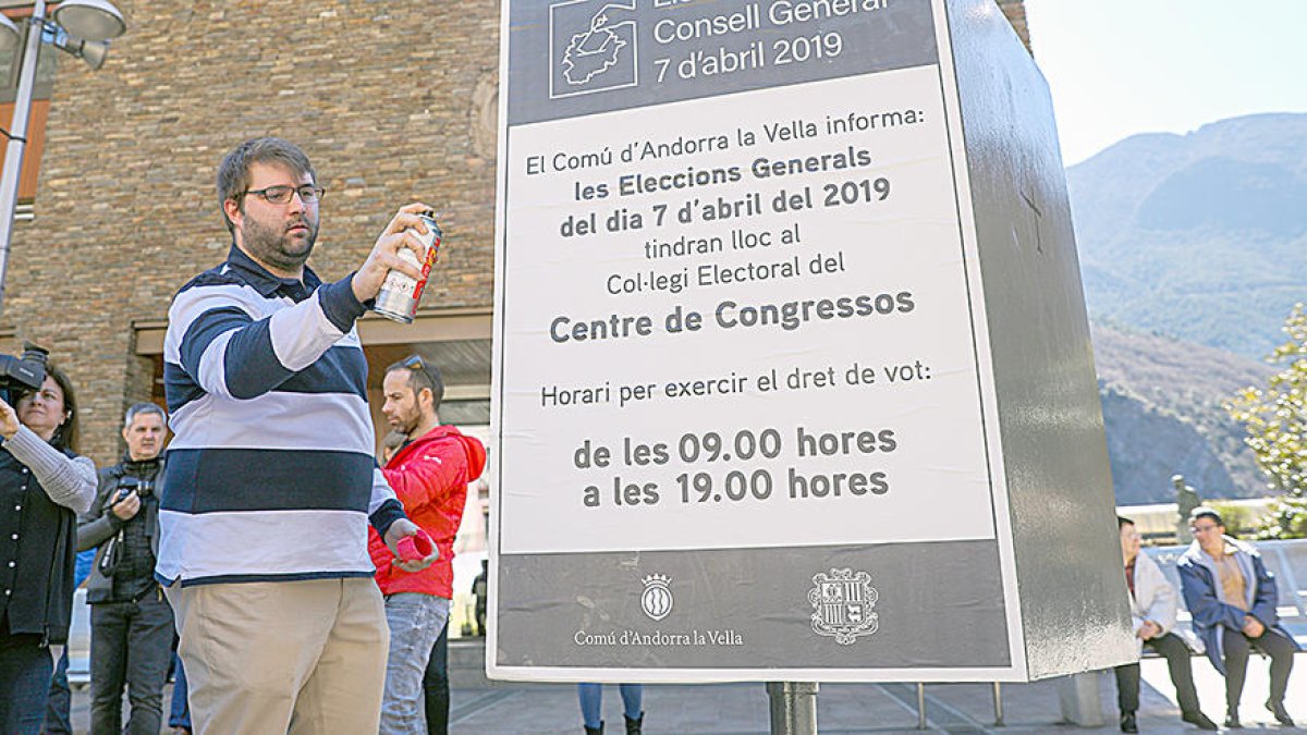 “Passo de la política”