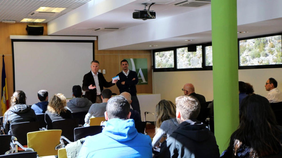 Una taxa turística que afavoreixi el sector