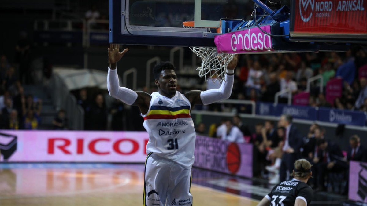 Dylan Ennis diu adeu ara per ara al MoraBanc Andorra
