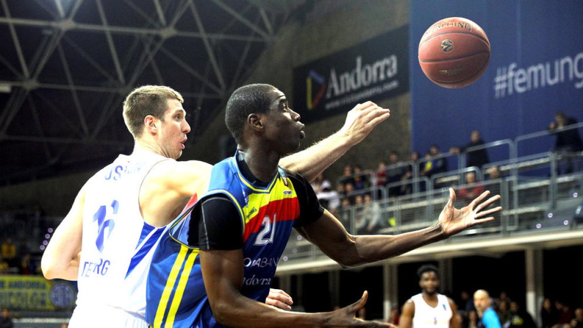 El MoraBanc es negarà a jugar si hi ha insults racistes