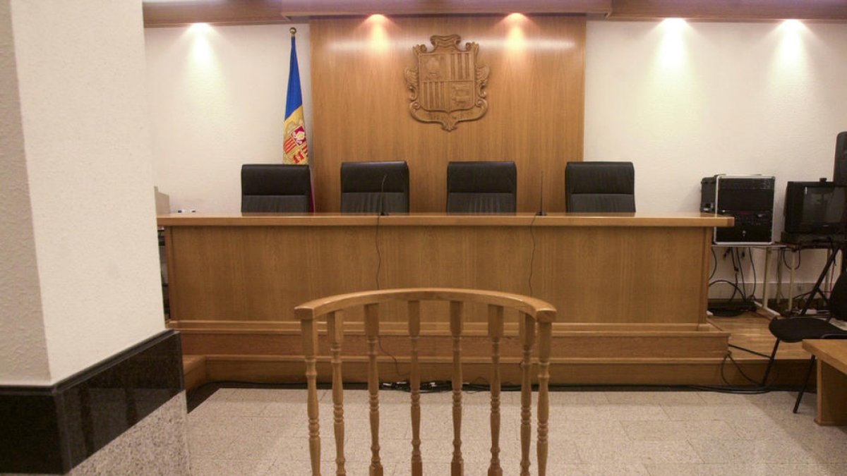 Demanen 4 anys per a tres empresaris per blanquejar diners de la droga