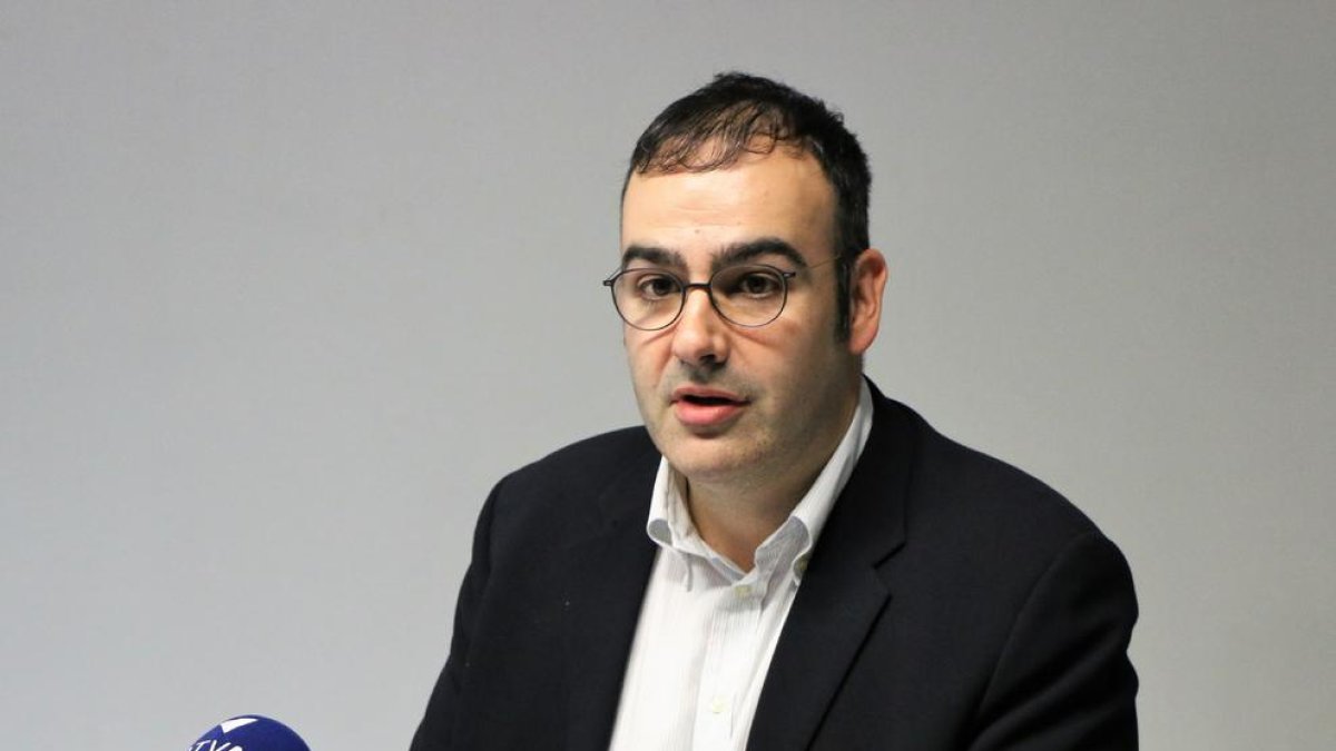 Amadeu Rossell es postula com a candidat de Liberals a les generals