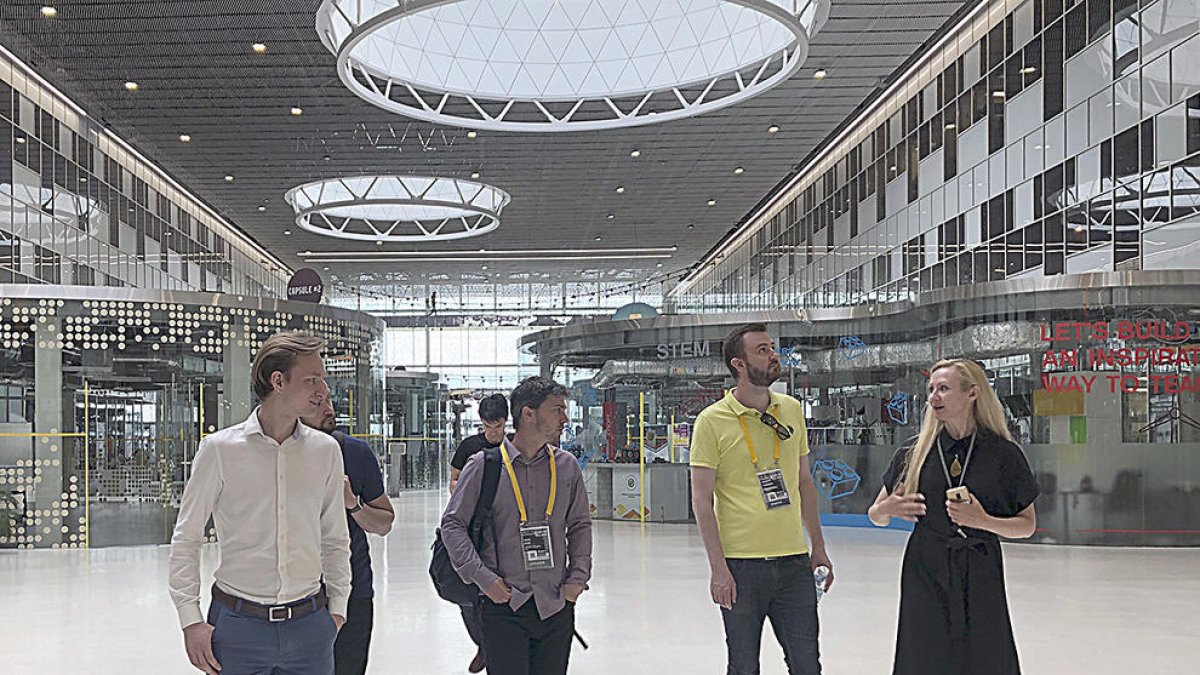Actua impulsa la col·laboració amb els emprenedors russos a Moscou