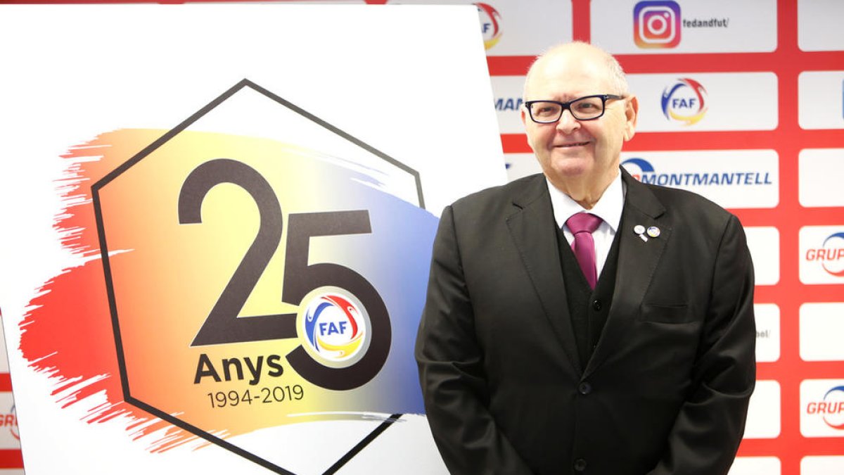 La federació presenta els actes per celebrar els 25 anys