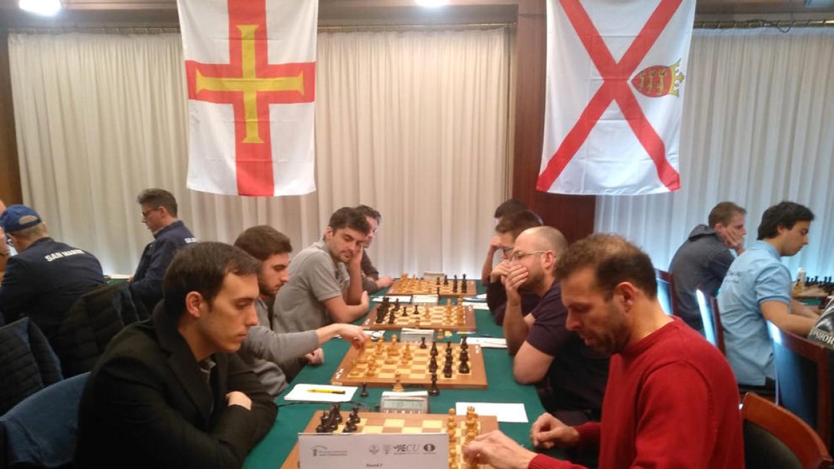 Andorra guanya Guernsey i és a un pas de ser campiona