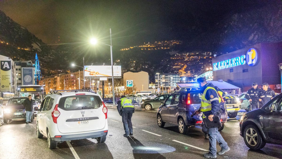 El jove atropellat a la capital, ingressat a l'UCI de l'hospital de Sant de Pau