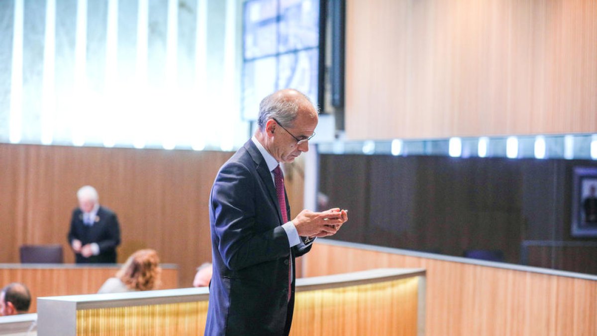 El Govern es querellarà per les injúries en mitjans digitals