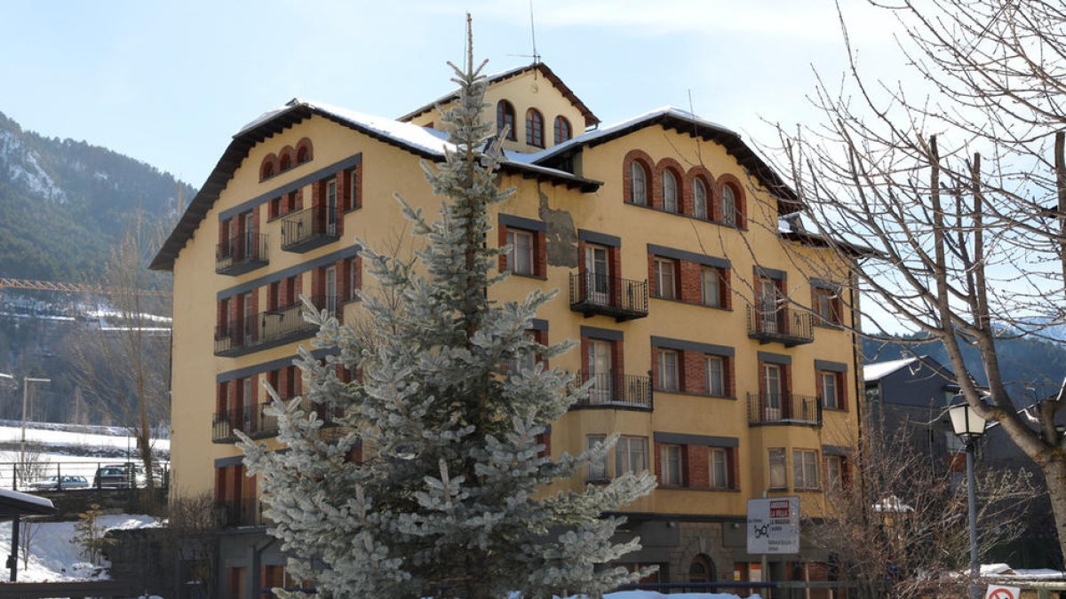 Mortés assegura que ha crescut l'interès per l'hotel Casamanya