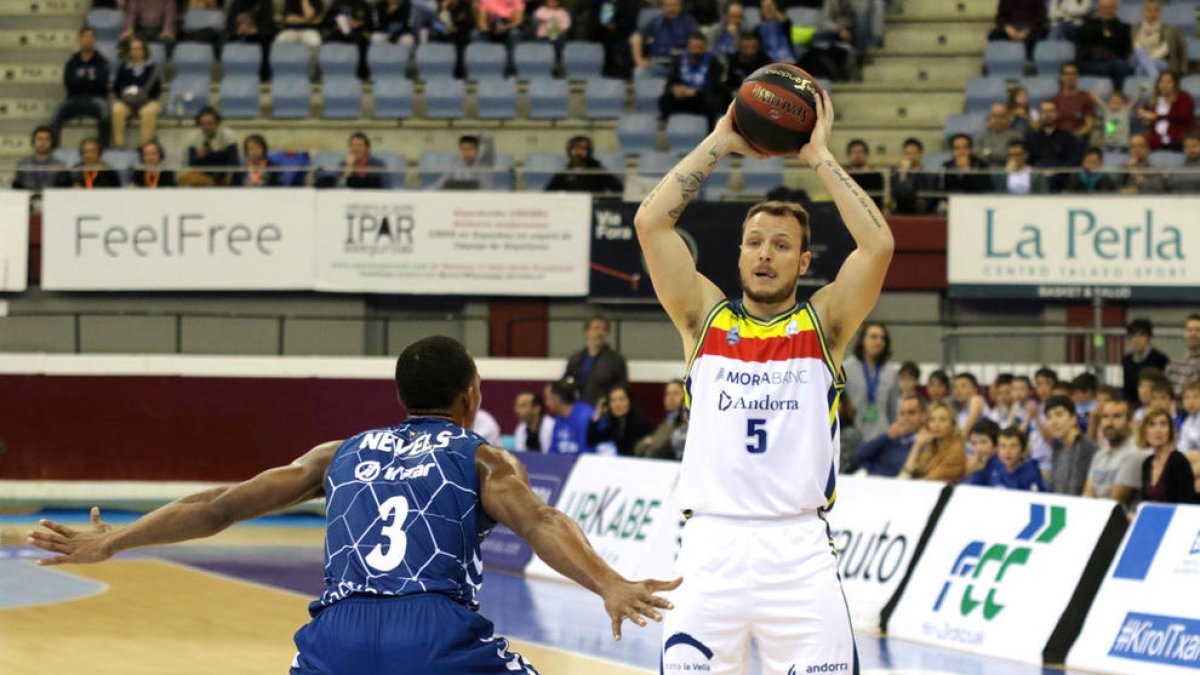 Victòria a Guipúscoa (72-84) per dormir al vuitè lloc