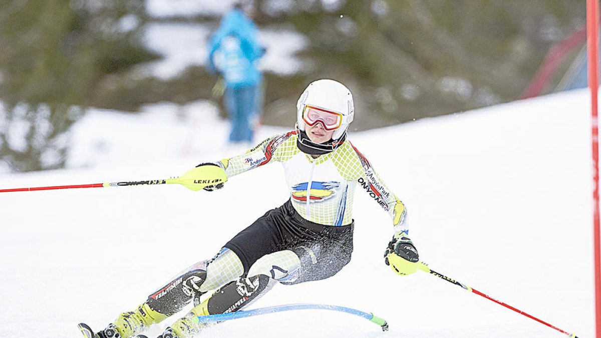 Sissi Hinterreitner puja al segon calaix del podi al gegant FIS d'Espot