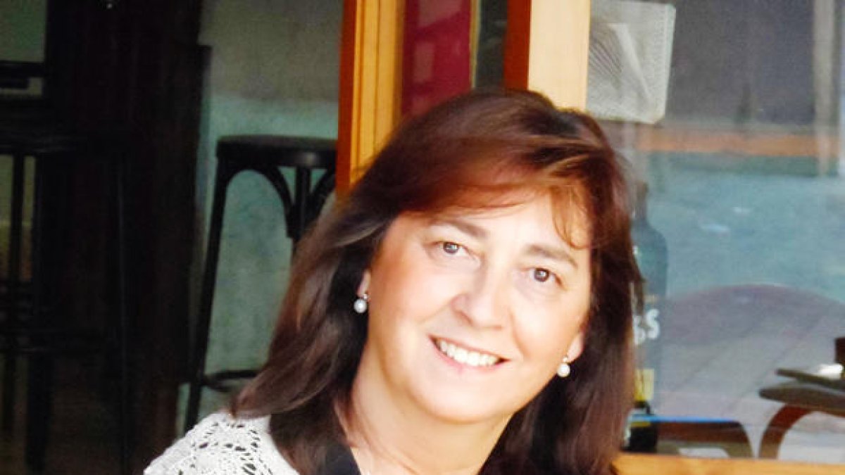 “Prefereixo la poesia senzilla que pot arribar a tothom”