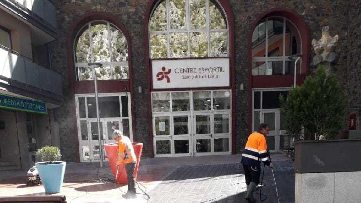 El comú gasta 57.000 euros al mes en higiene de la parròquia