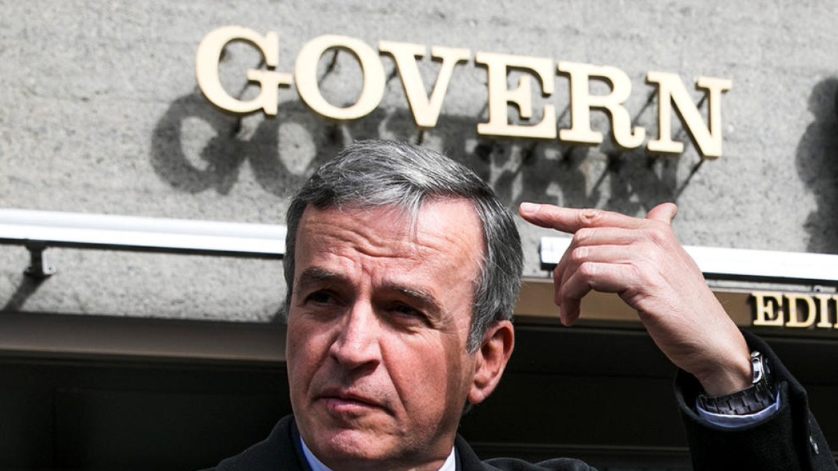 Andorra Sobirana promet professionalitzar el cos funcionarial