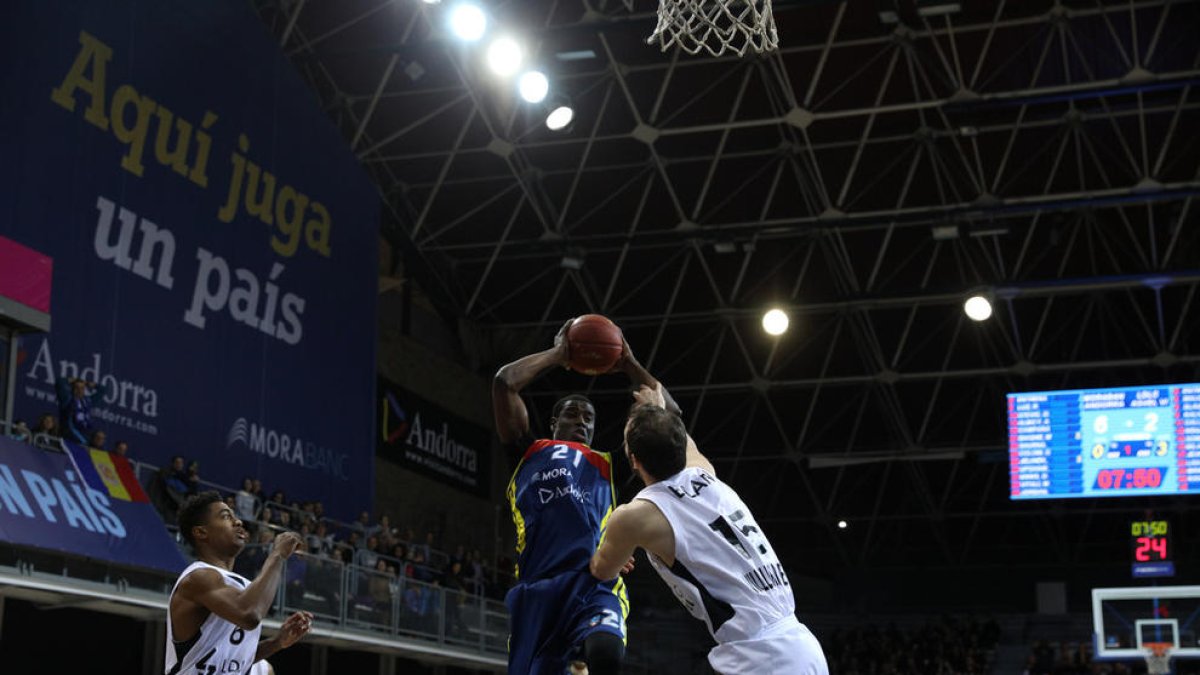 Traslladen a Barcelona Diagne per fer-li proves