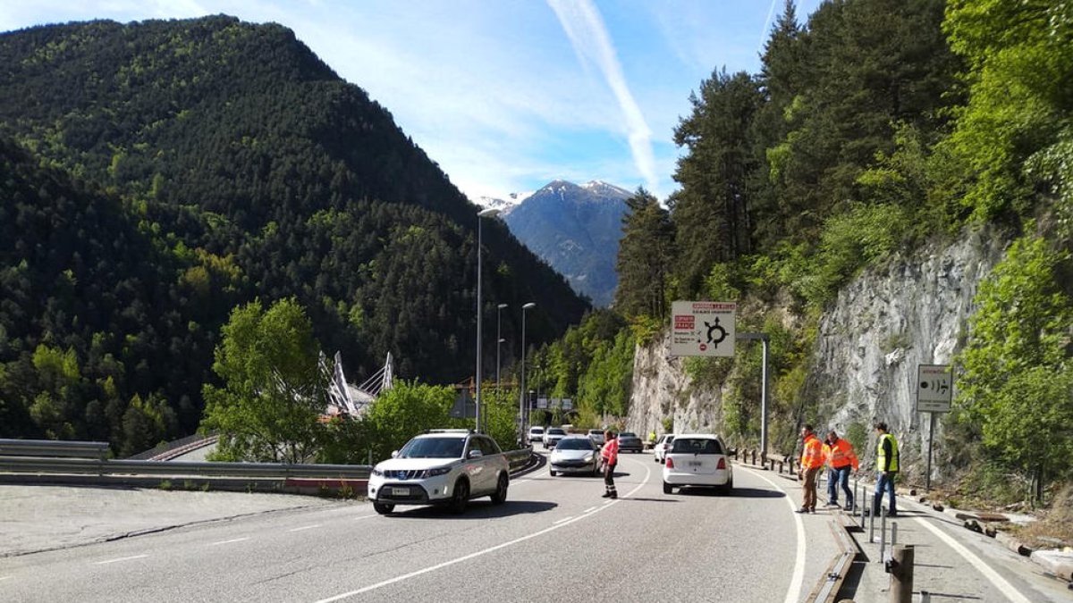 Comença la prova per descongestionar el trànsit