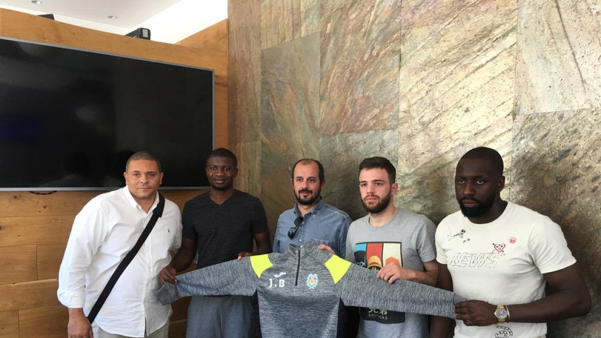 La UE Sant Julià es reforça per passar