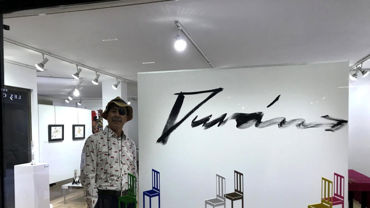 Duván: 'Tintes i escultures'