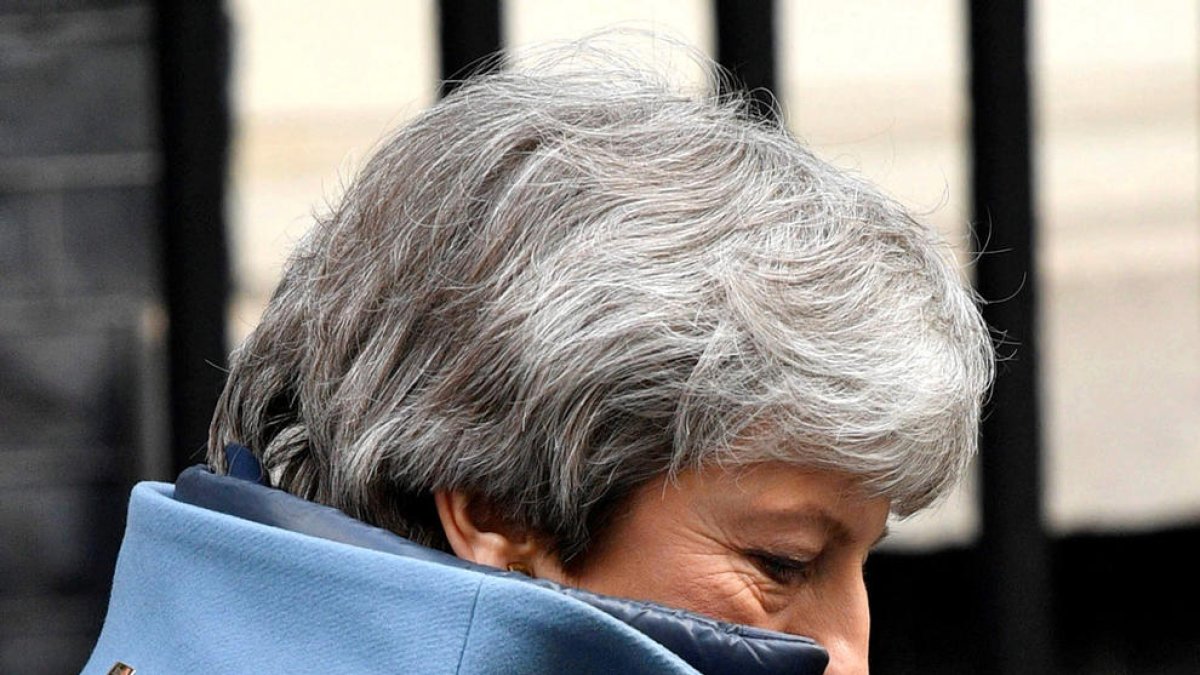 Theresa May manté l'aposta de negociar amb l'oposició