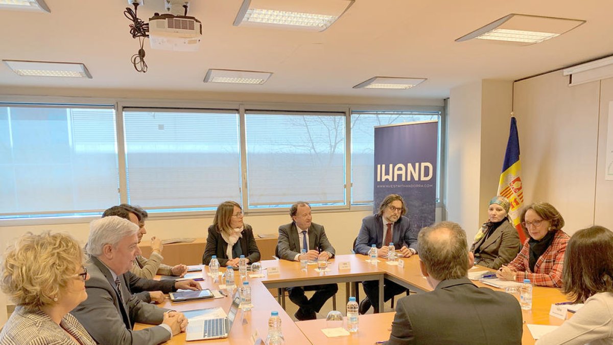 Grynspan aborda amb la CEA la trobada empresarial paral·lela a la Cimera del 2020