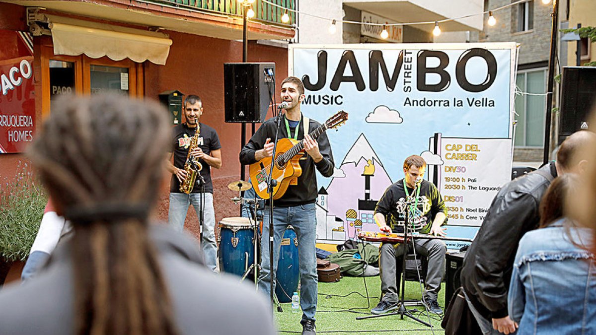 El Jambo inicia el desplegament