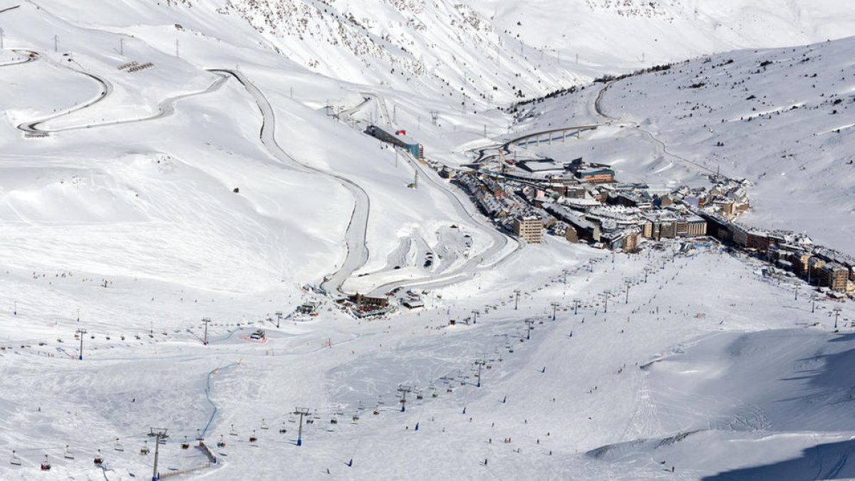 Pena de dos anys condicionals per una agressió amb una taula de snow