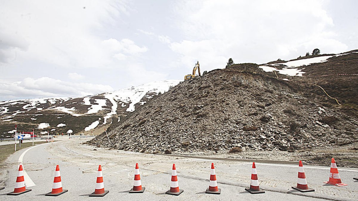L'entrada de vehicles al Pas de la Casa cau el 46% pel tall a l'RN-22