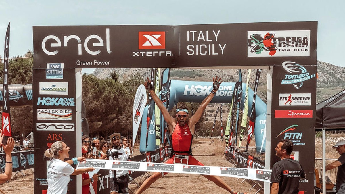 Xavier Jové guanya amb solvència l'XTerra Sicily