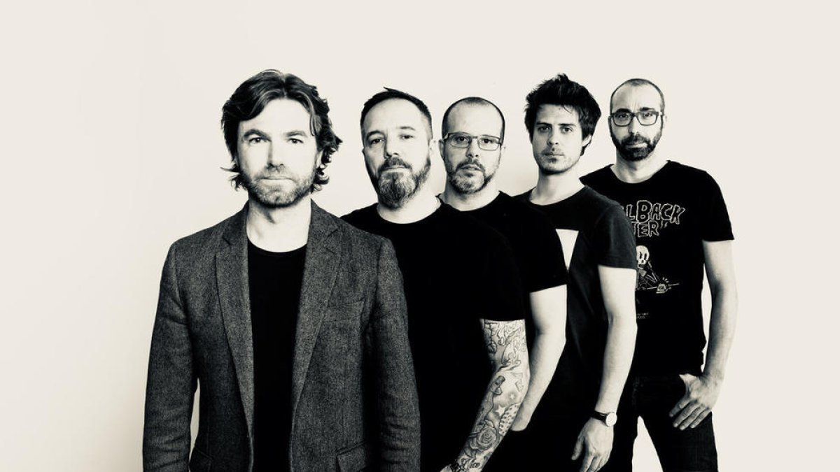 Four Flags presenta el disc de debut