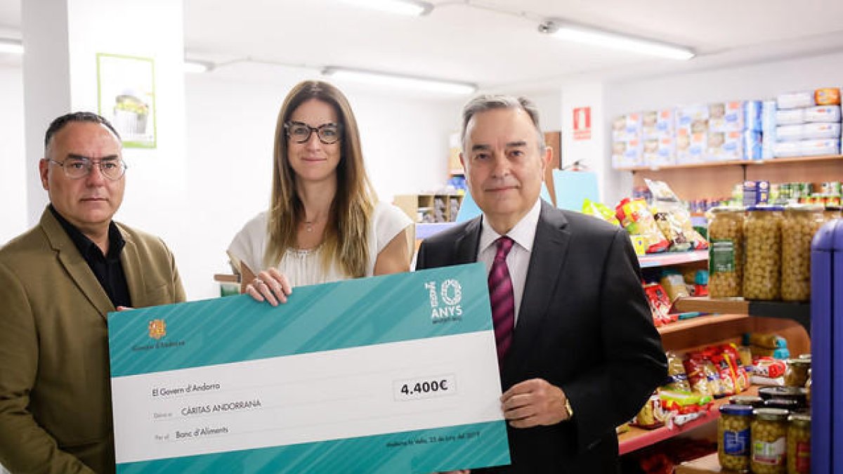 La cursa popular Illa Carlemany recapta 4.400 euros per a Càritas