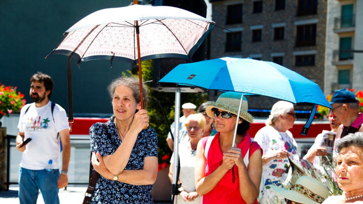 Alerta per l'onada de calor, que pot arribar als 36 graus