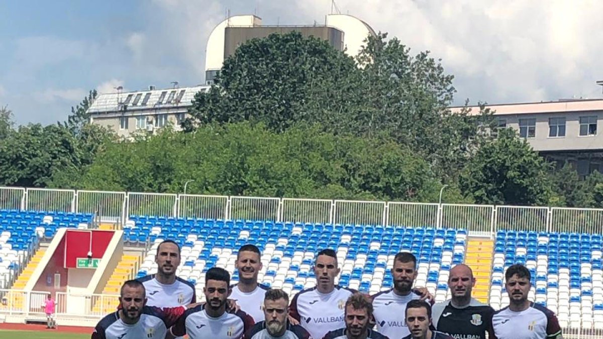 Un gol de Camochu dona vida al Vall Banc