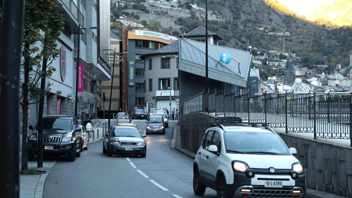 Talls al voltant de la plaça de la Rotonda per obres