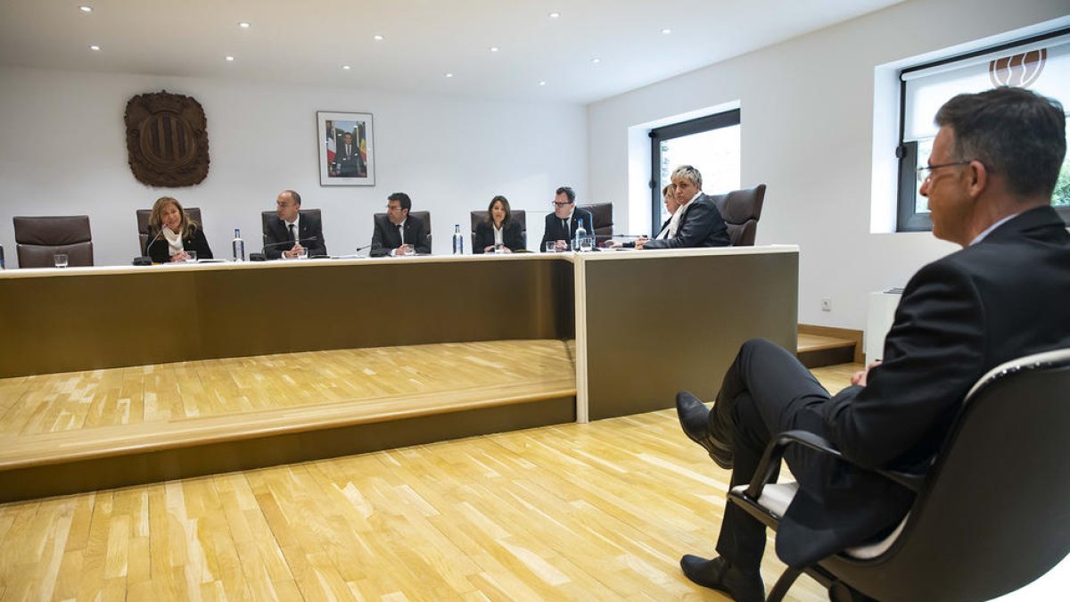 La capital designarà durant els propers dies el nou cònsol menor