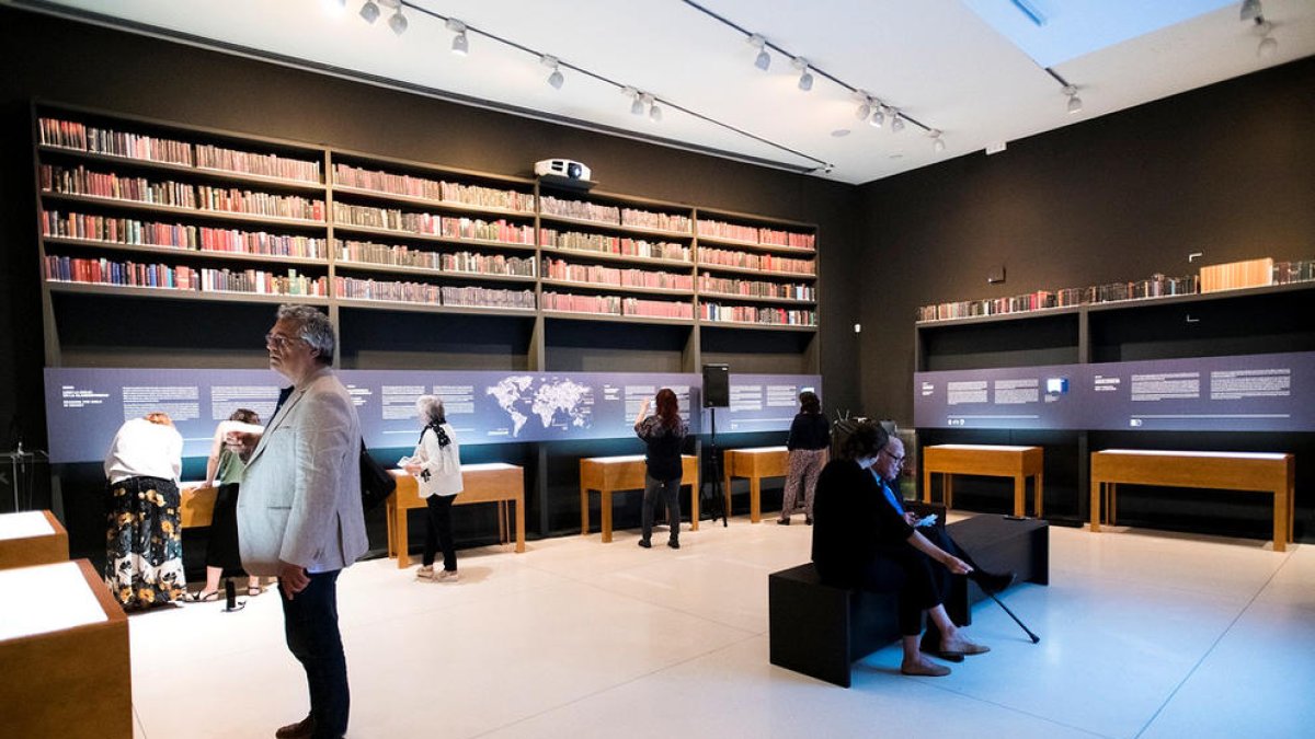 Les Bíblies atresorades per Roquet es mostren a Madrid