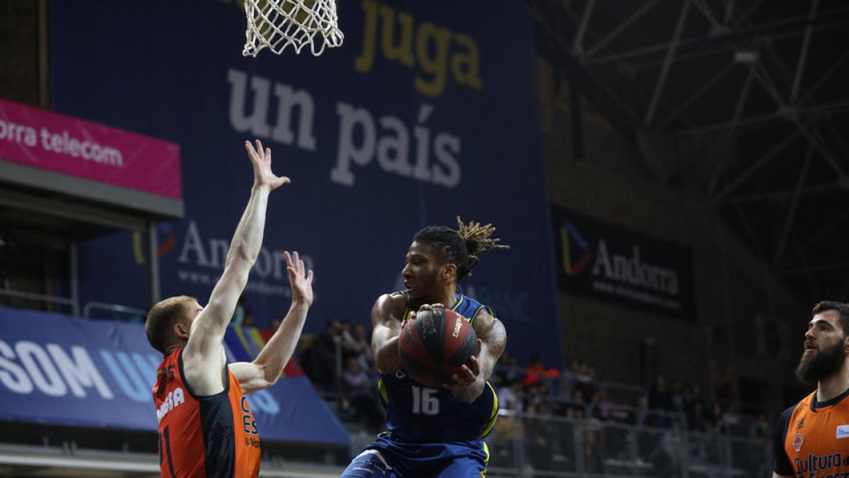 Les opcions de Play-Off passen per guanyar-ho tot