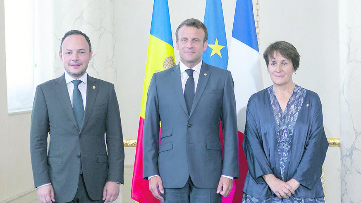 Macron arribarà dijous 12 a la nit i concentra tota la visita durant divendres 13