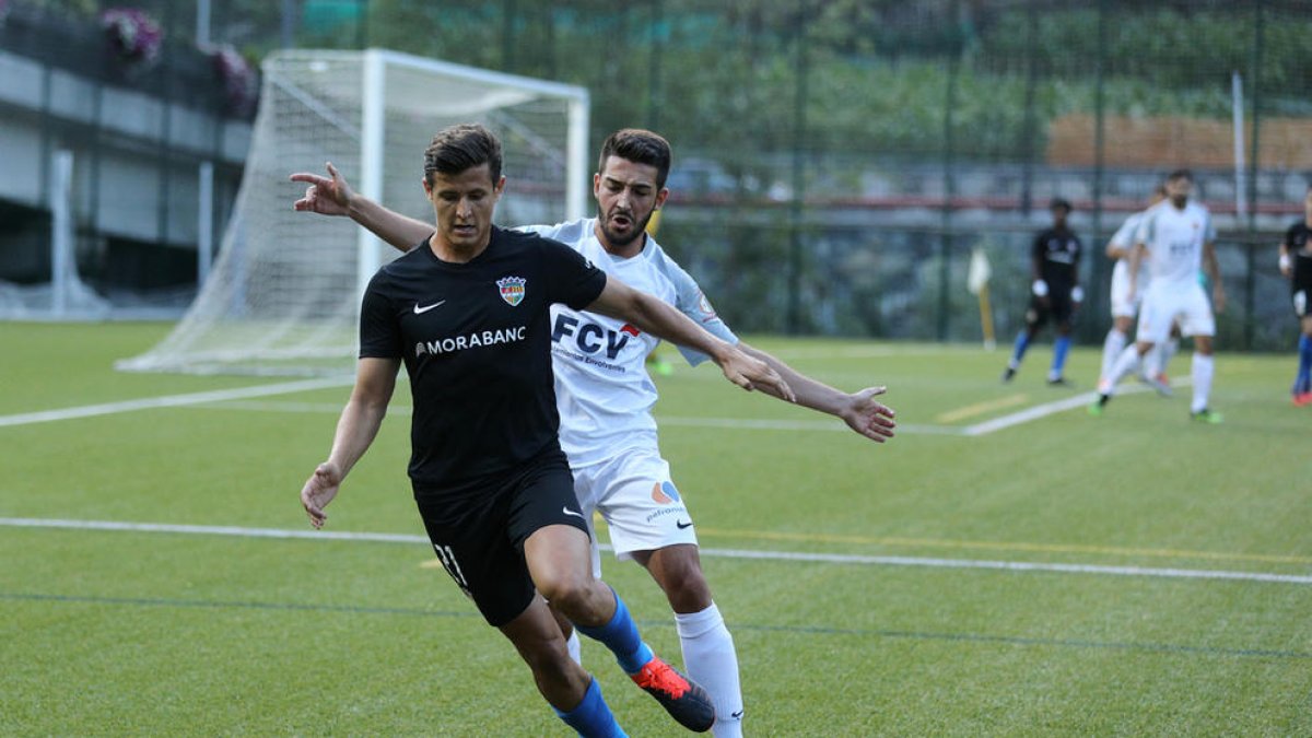 Rubén Bover apunta a l'Estadi Johan Cruyff