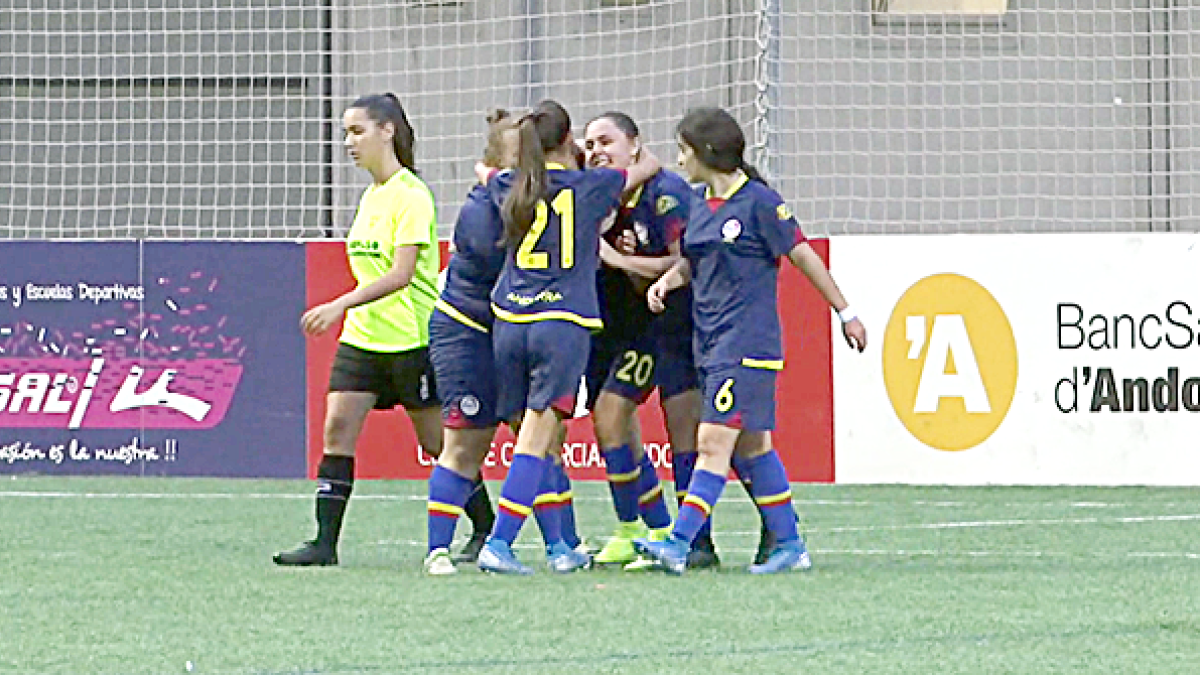 L'Enfaf segueix en un moment dolç i es manté líder després d'imposar-se a l'Hospitalet (1-0)