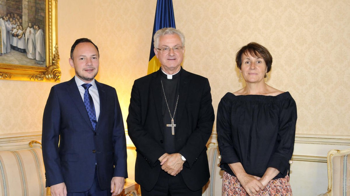 Vives rep Espot i Suñé al Palau Episcopal