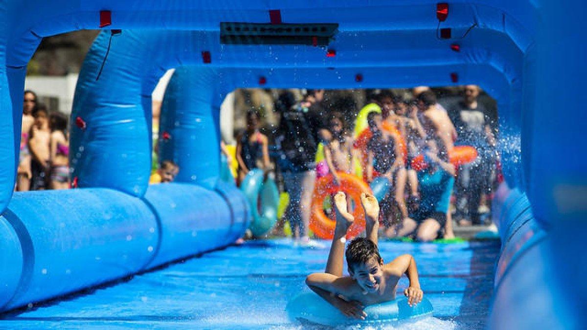 El comú instal·larà un aquaparc a l'Estadi Comunal fins al setembre