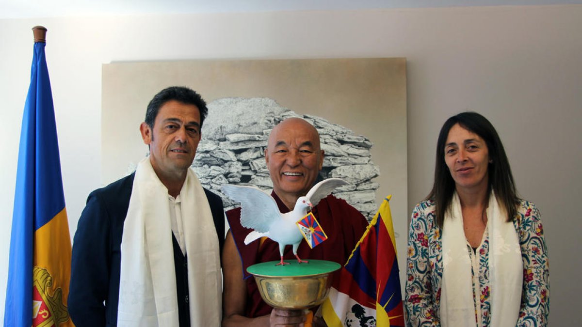 El representant del Dalai Lama presenta un projecte pacífic als cònsols d'Ordino