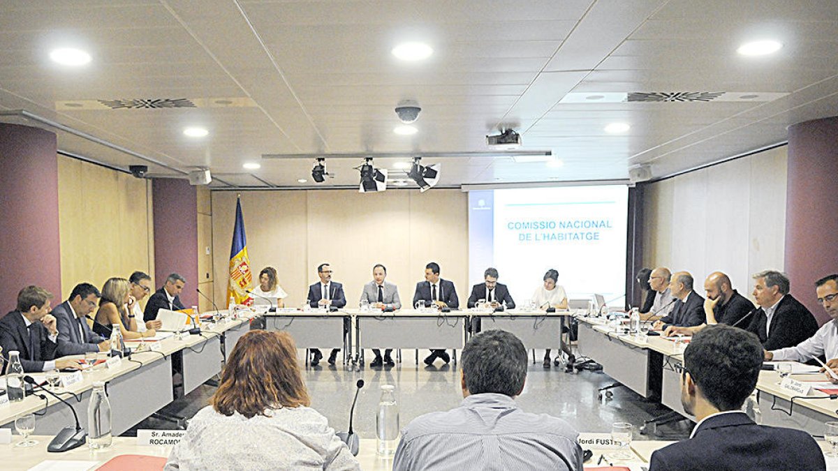 Govern obre la porta a mantenir congelats els lloguers el 2020