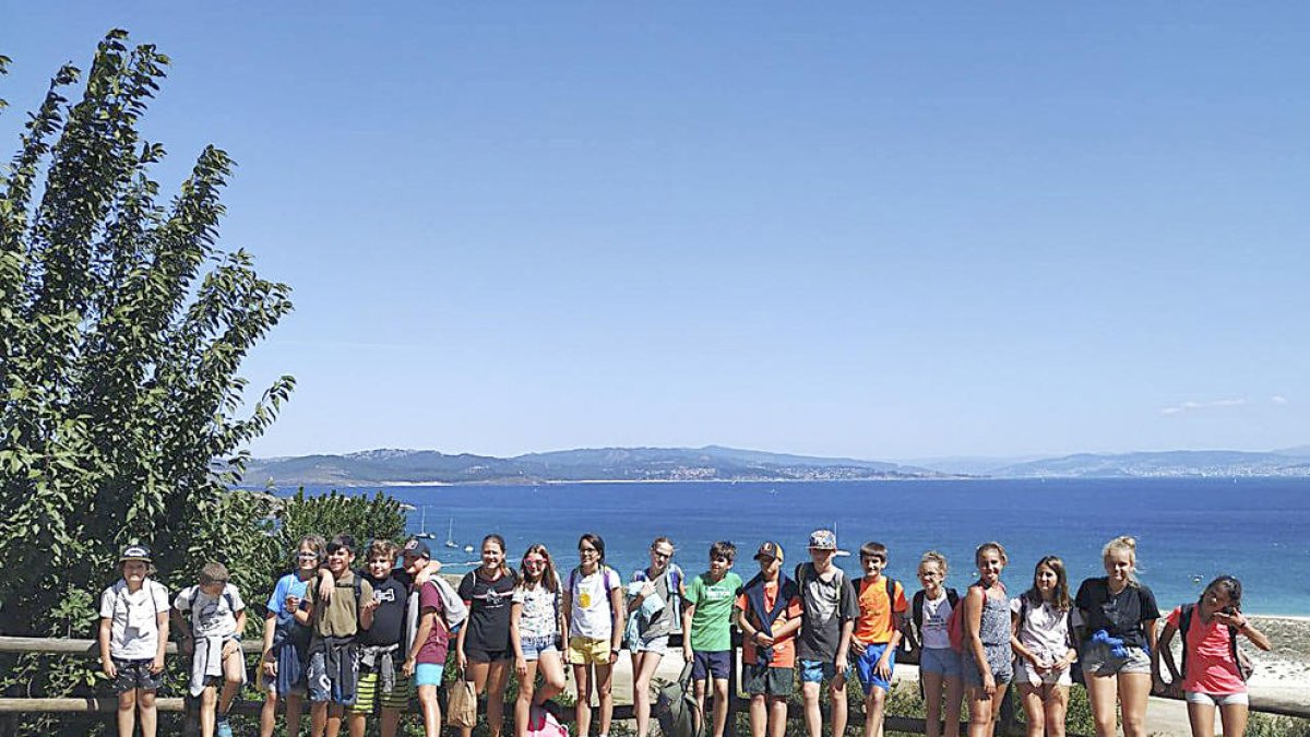 Infants d'Escaldes viatgen a Lalín