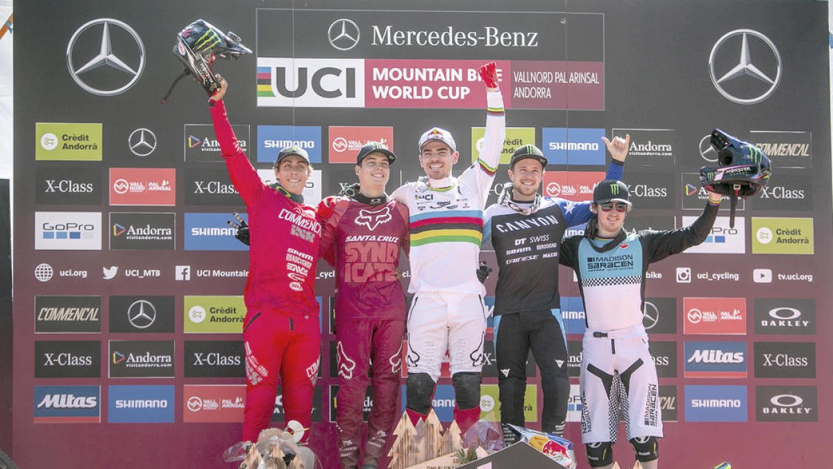 Bruni s'imposa amb autoritat en el descens