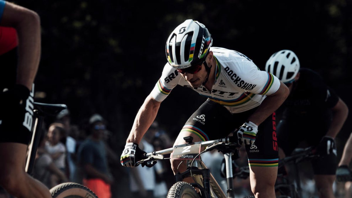 Nino Schurter i Anne Terpstra guanyen les curses de 'cross-country' olímpic