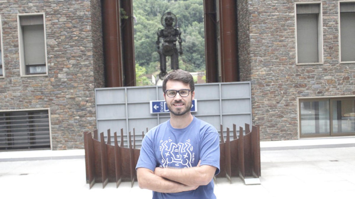 “Només haurien de votar dones en una consulta per l'avortament”