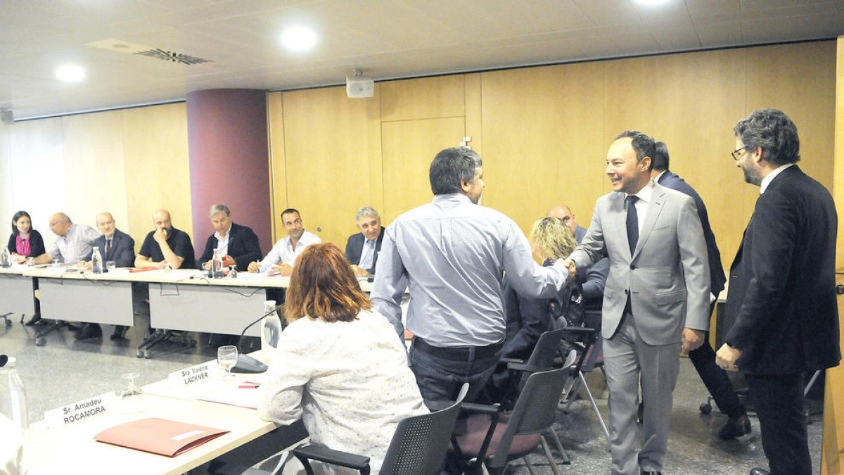 Espot retreu a comuns i bancs que no ajudin en el preu dels lloguers