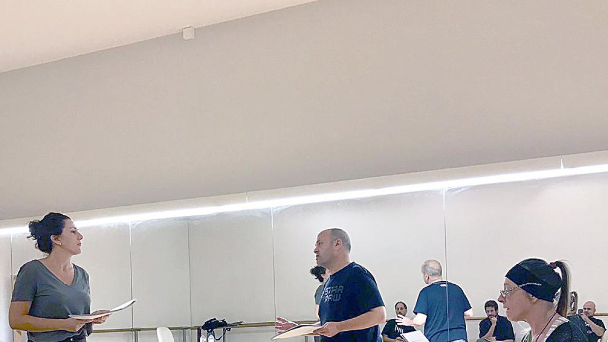 L'ENA arrenca amb 'Èxit'