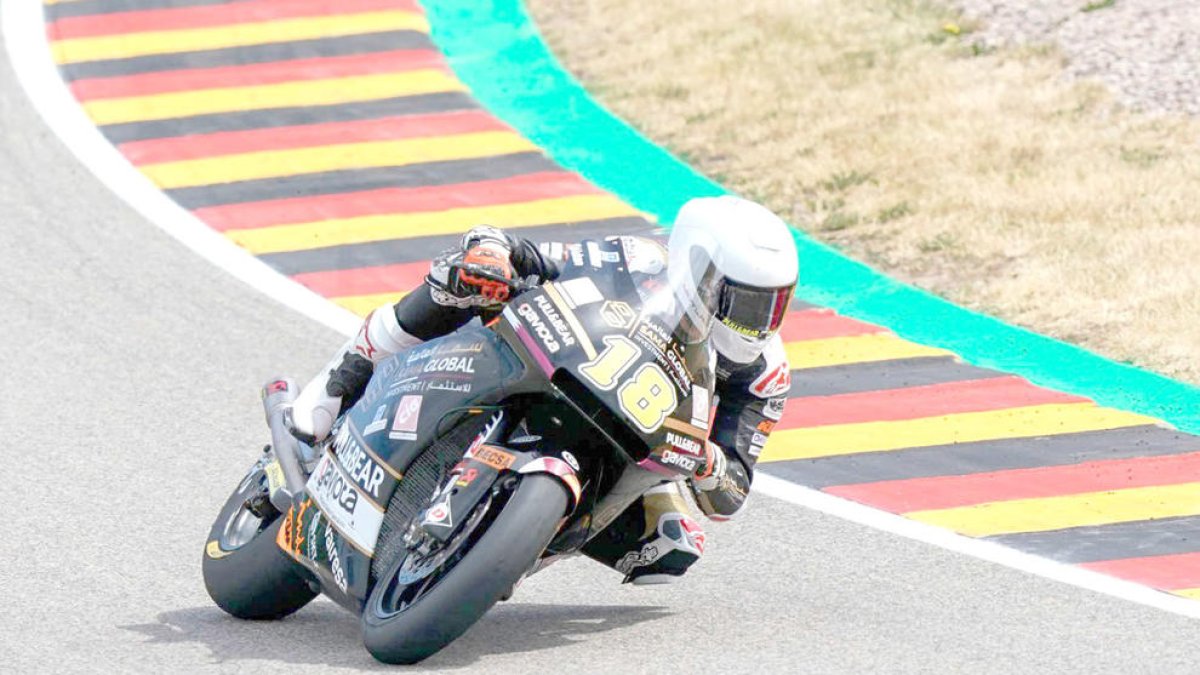 Cardelús, sense sort a Sachsenring