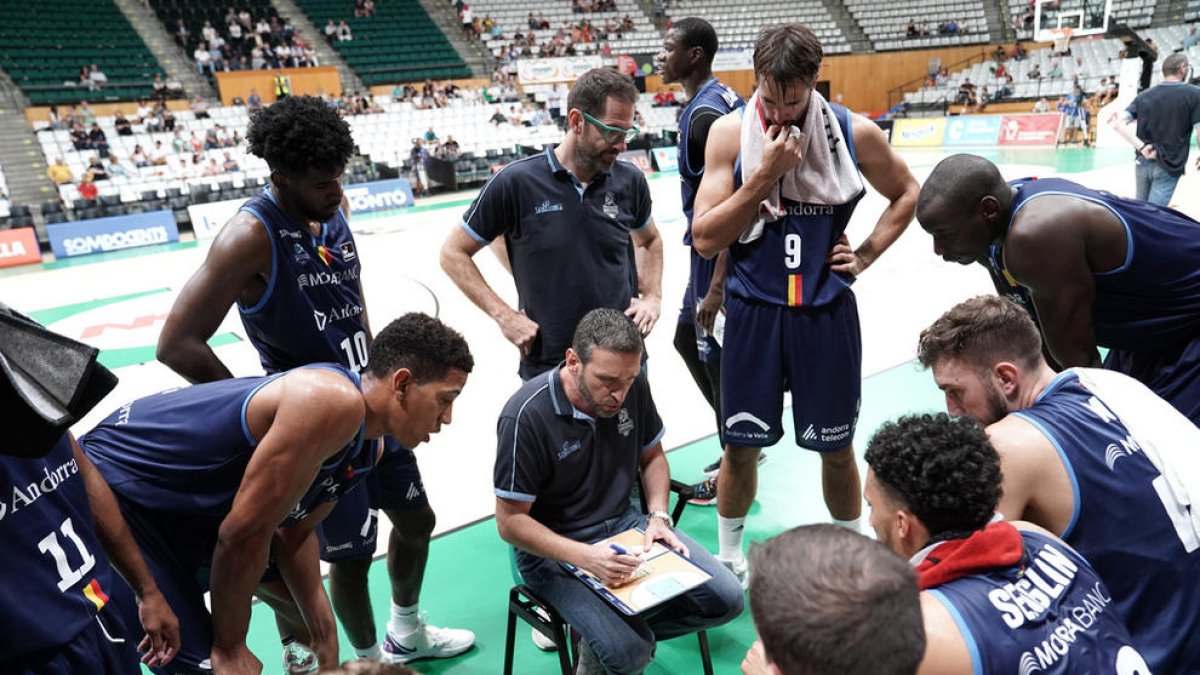 El MoraBanc no llueix però serà a la final